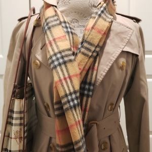 BURBERRY TRENCH COAT SET